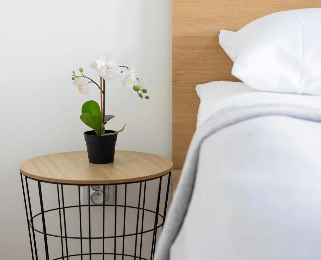 Wyjatkowy Apartament Z Parkingiem W Warszawie By Rent Like Home Warsaw Poland
